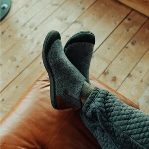 Men's Gray Wool Slip-On Shoes